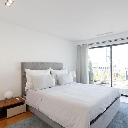 Luxury Suite With Balcony And Shared Accommodation In The Parque Eduardo VII Area Lisbon Bagian luar foto
