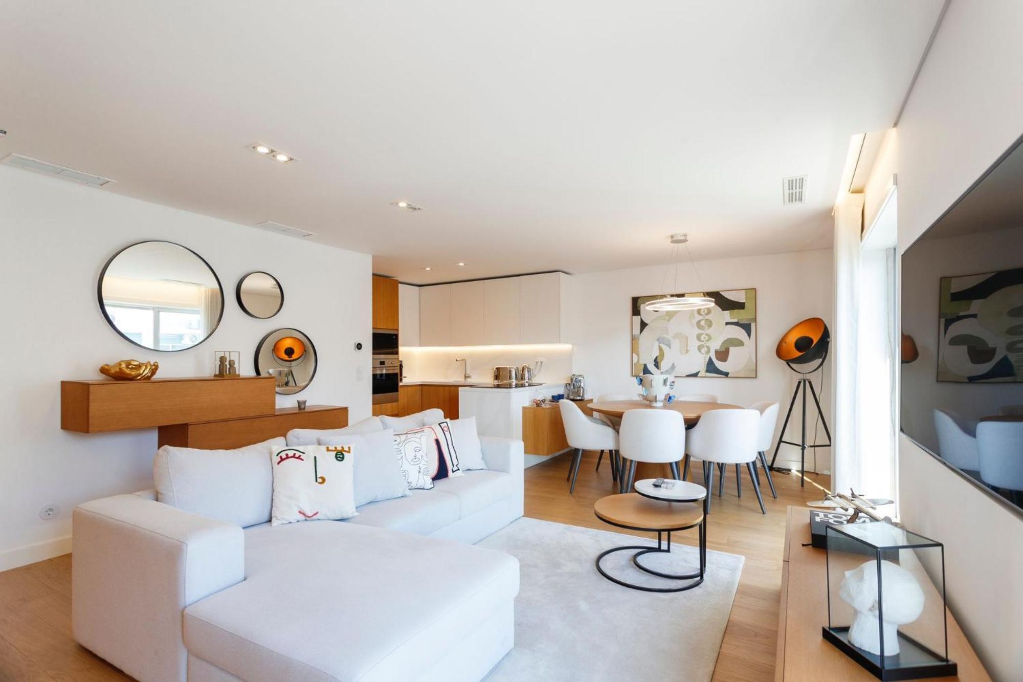 Luxury Suite With Balcony And Shared Accommodation In The Parque Eduardo VII Area Lisbon Bagian luar foto
