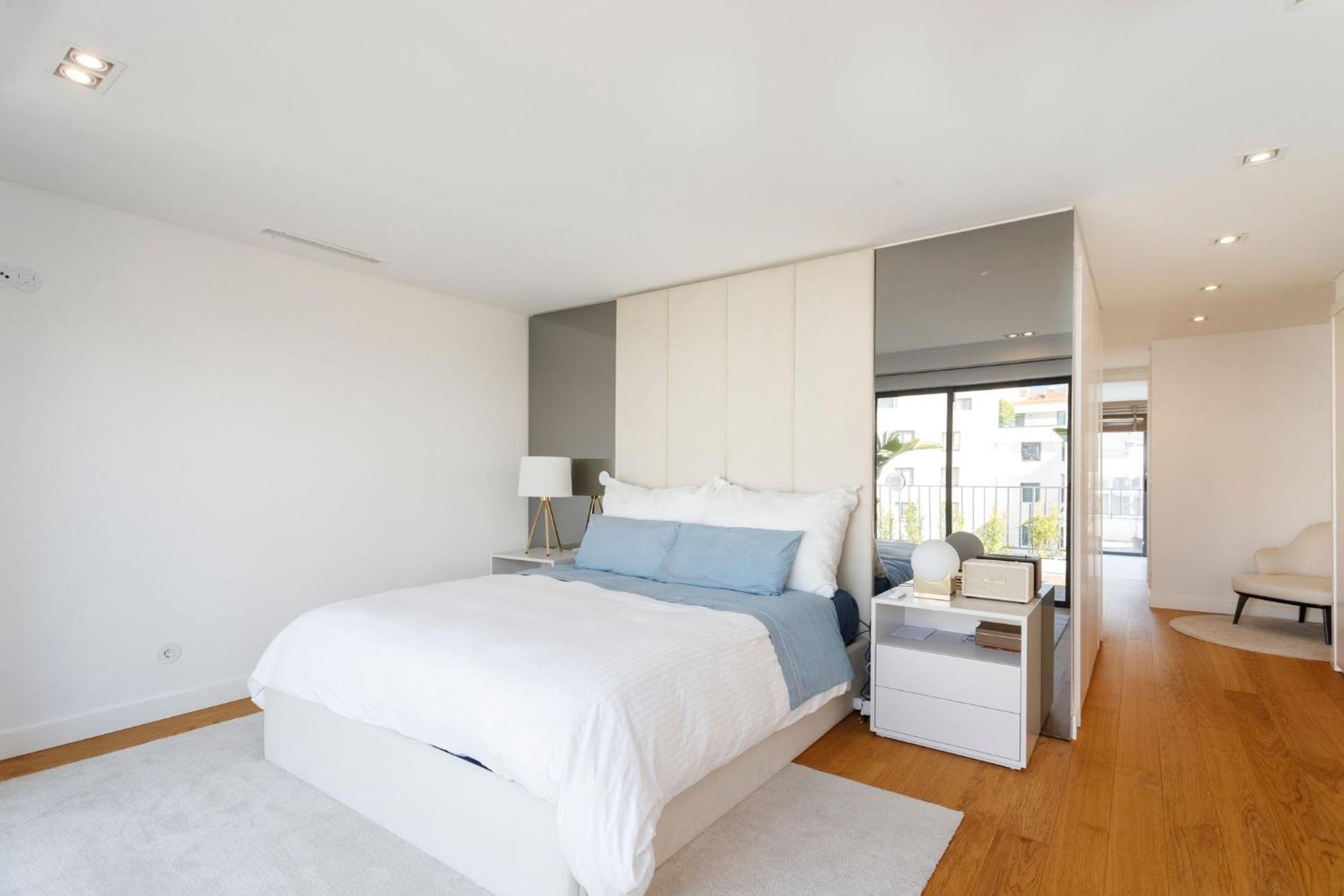 Luxury Suite With Balcony And Shared Accommodation In The Parque Eduardo VII Area Lisbon Bagian luar foto
