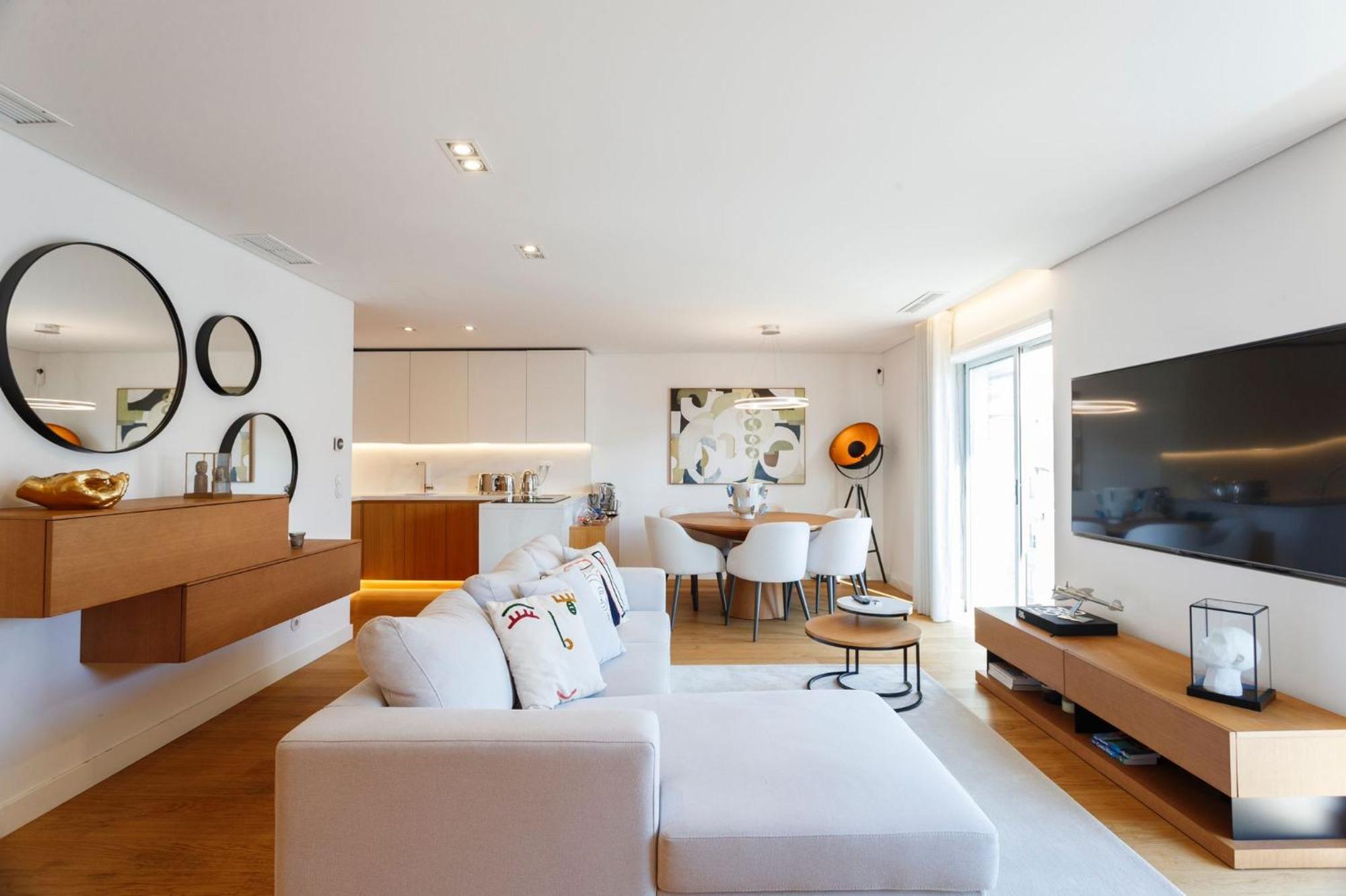 Luxury Suite With Balcony And Shared Accommodation In The Parque Eduardo VII Area Lisbon Bagian luar foto