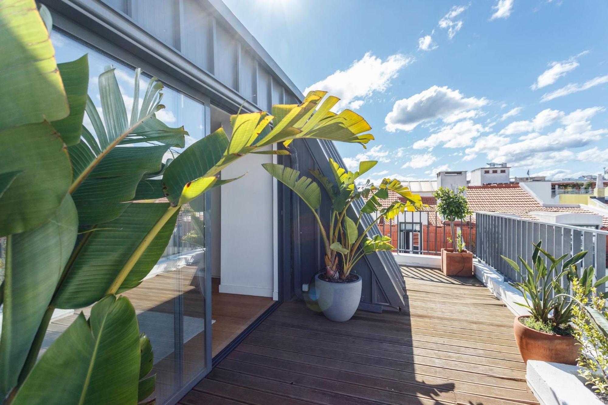 Luxury Suite With Balcony And Shared Accommodation In The Parque Eduardo VII Area Lisbon Bagian luar foto