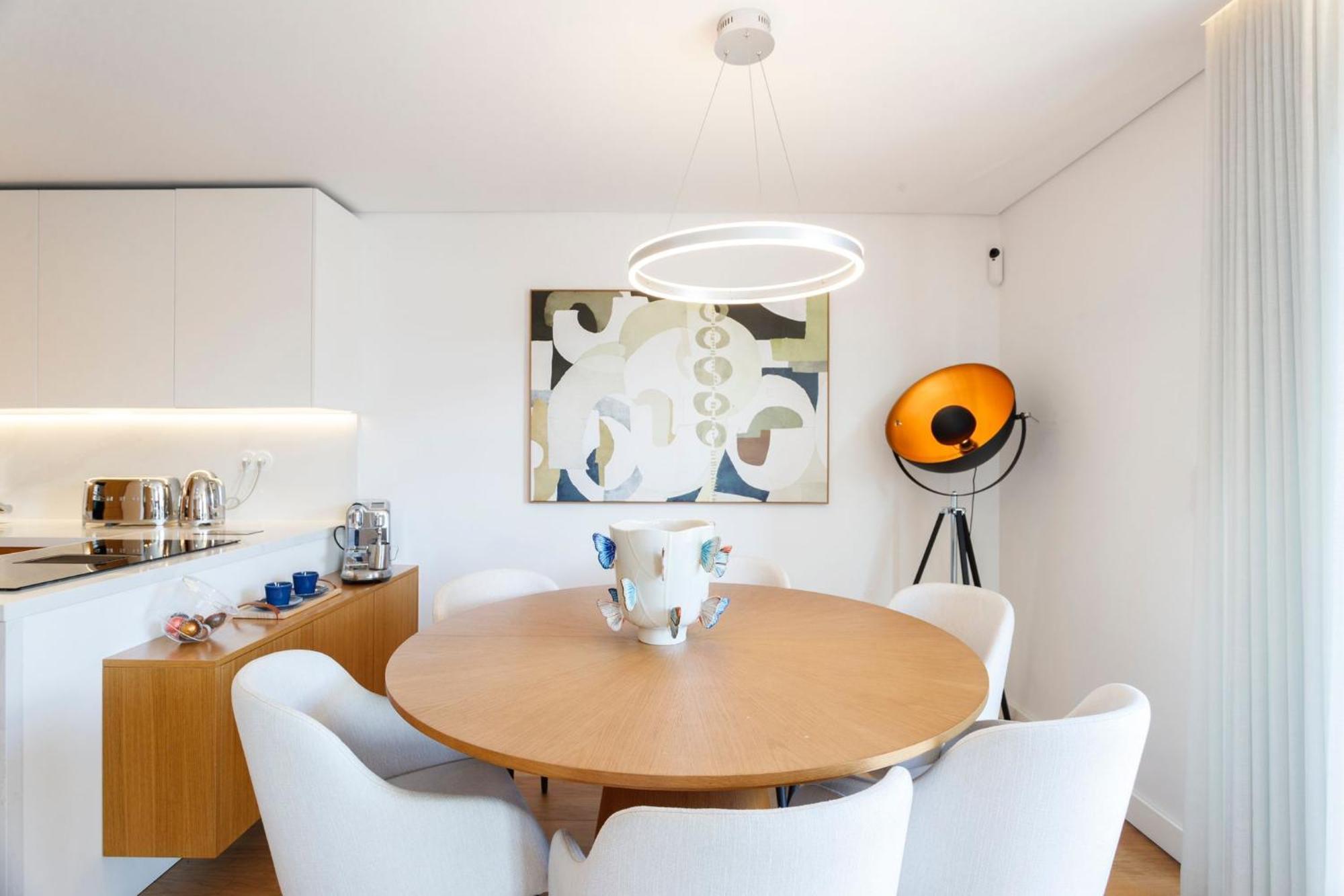 Luxury Suite With Balcony And Shared Accommodation In The Parque Eduardo VII Area Lisbon Bagian luar foto
