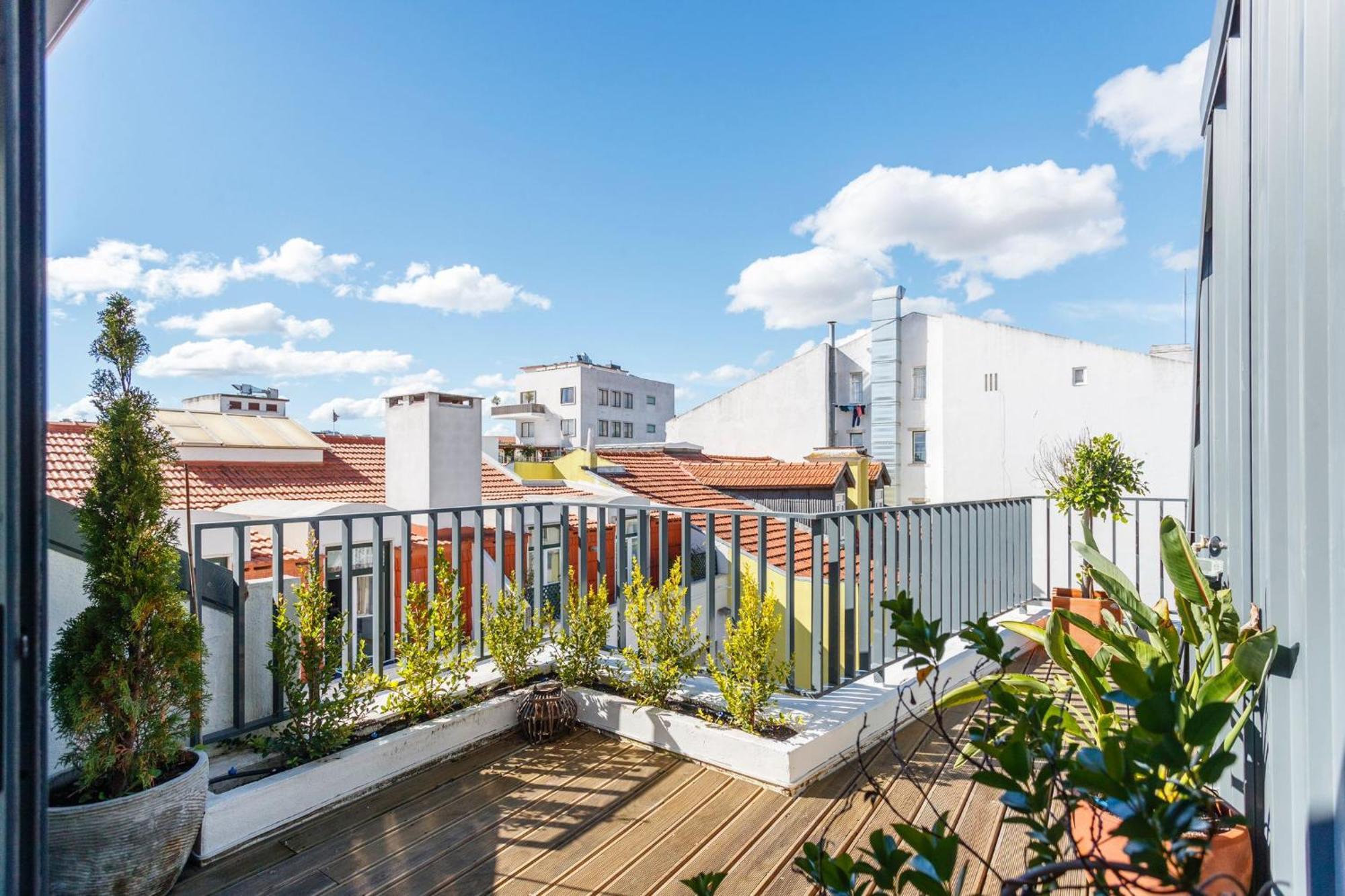 Luxury Suite With Balcony And Shared Accommodation In The Parque Eduardo VII Area Lisbon Bagian luar foto